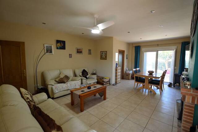 OLV2172: Villa for Sale in Sorbas, Almería OLV2172: Villa for Sale in Sorbas, Almería