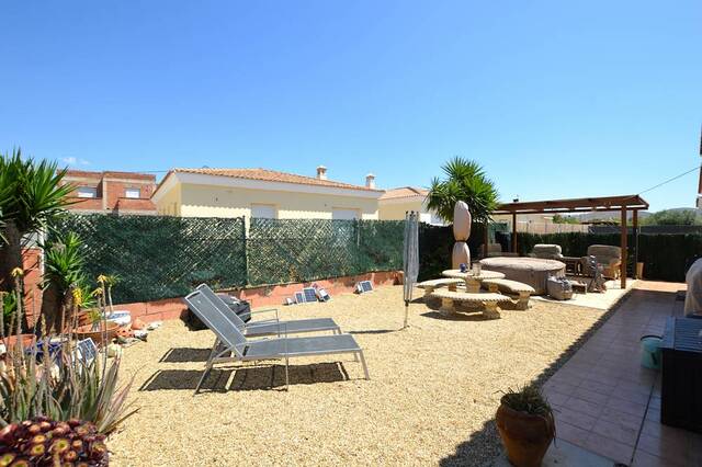 OLV2172: Villa for Sale in Sorbas, Almería OLV2172: Villa for Sale in Sorbas, Almería