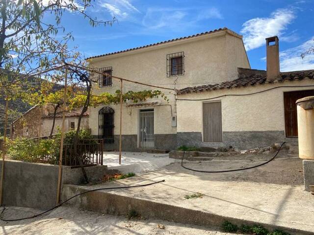 Country house in Lubrin, Almería