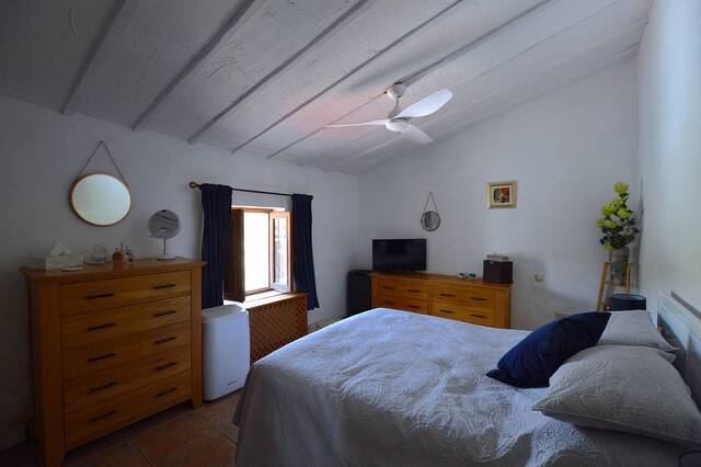 OLV2179: Commercial property for Sale in Lubrin, Almería