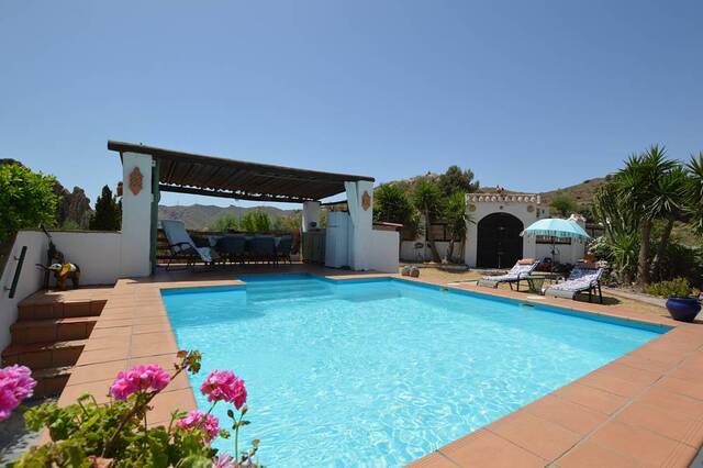 OLV2179: Commercial property for Sale in Lubrin, Almería