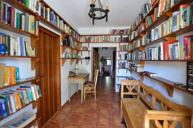 OLV2181: Cortijo for Sale in Lubrin, Almería OLV2181: Cortijo for Sale in Lubrin, Almería