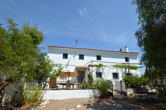 OLV2181: Cortijo for Sale in Lubrin, Almería OLV2181: Cortijo for Sale in Lubrin, Almería