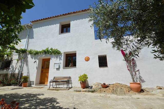 OLV2152: Country house for Sale in El Pocico (Lubrin), Almería