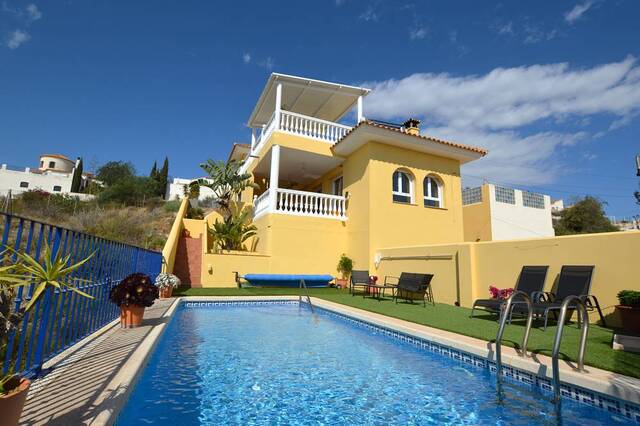 OLV2167: Villa for Sale in El Pinar de Bédar, Almería