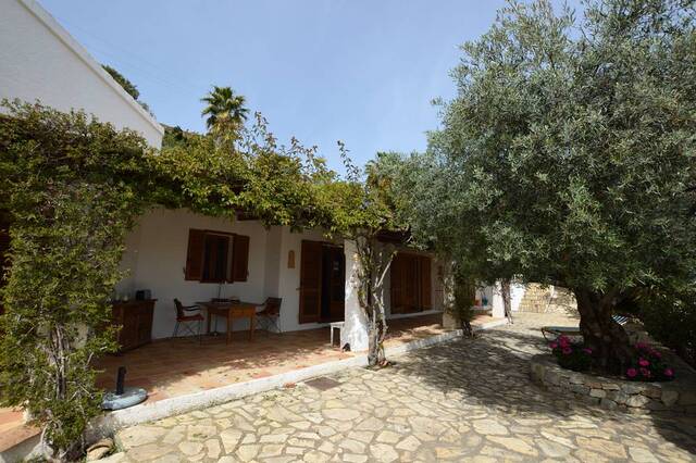 OLV2164: Villa for Sale in El Pinar de Bédar, Almería