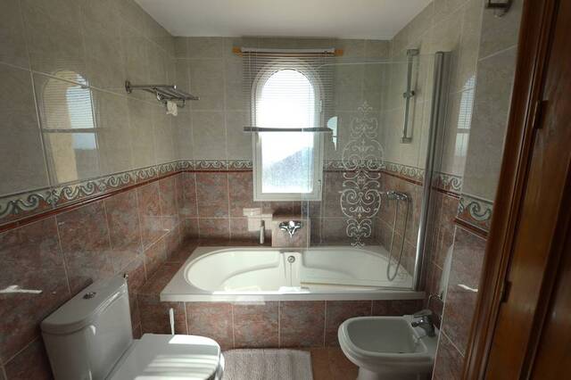 OLV2192: Villa for Sale in El Pinar de Bédar, Almería
