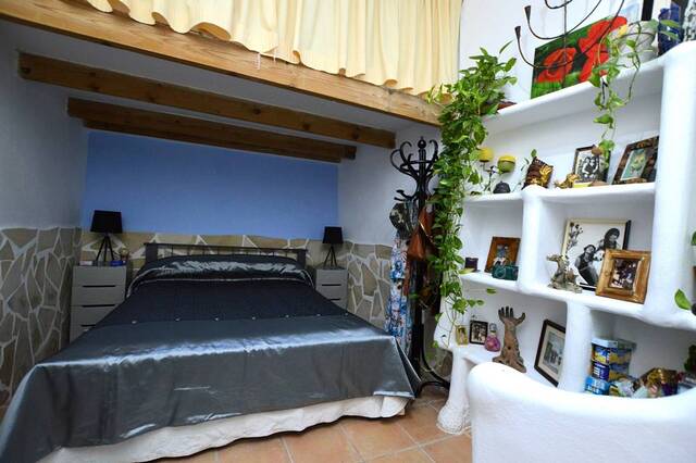OLV2201: Country house for Sale in El Pocico (Lubrin), Almería