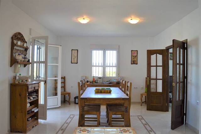 OLV2202: Villa for Sale in Antas, Almería