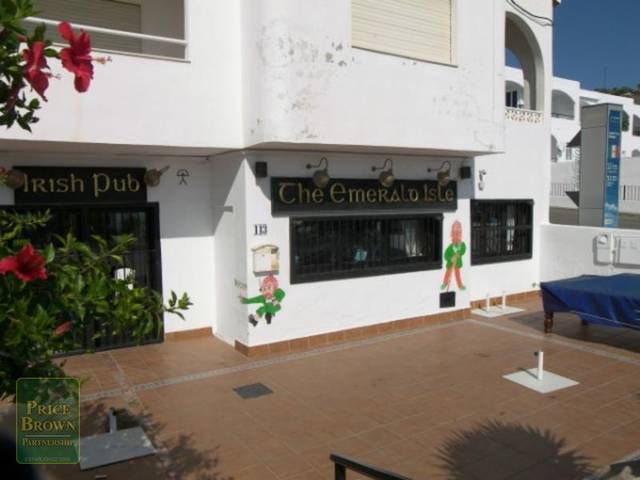 C642: Commercial property for Sale in Mojácar, Almería