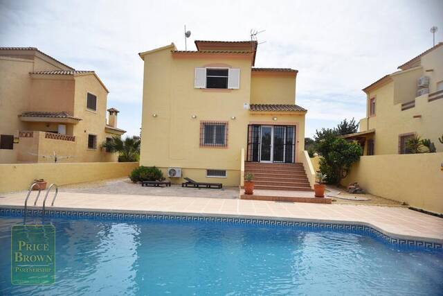 DV1570: Villa for Sale in Vera, Almería