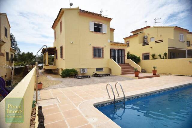 DV1570: Villa for Sale in Vera, Almería