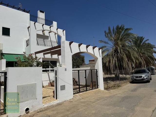 LV850: Villa for Sale in Mojácar, Almería