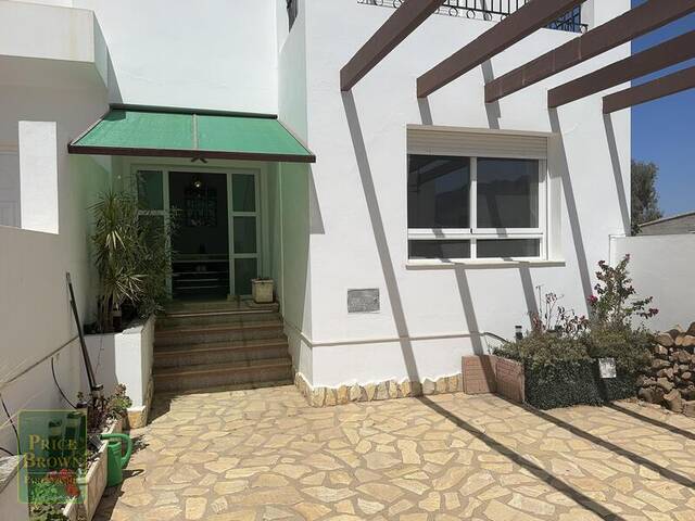 LV850: Villa for Sale in Mojácar, Almería