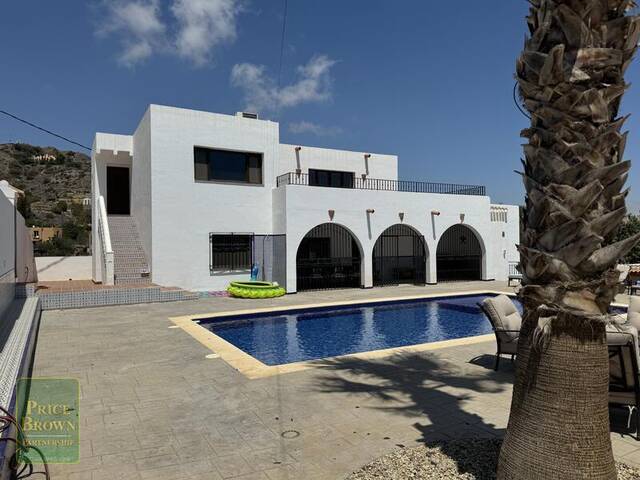 DV1574: Villa for Sale in Mojácar, Almería