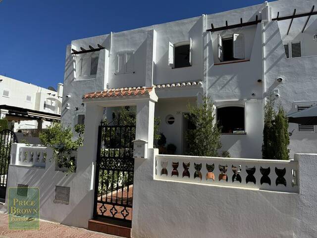 LV852: Villa for Sale in Mojácar, Almería