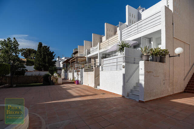 LV842: Villa for Sale in Mojácar, Almería