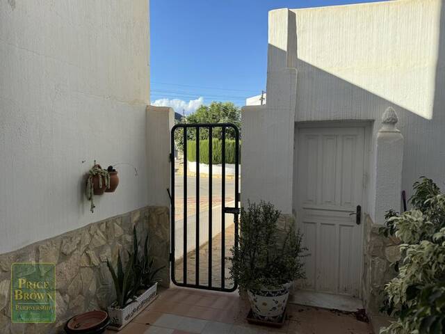 LV855: Villa for Sale in Mojácar, Almería