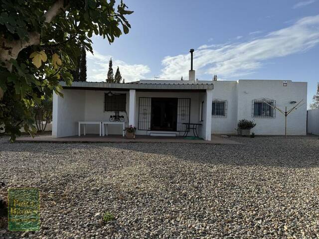 DV1580: Villa for Sale in Vera, Almería