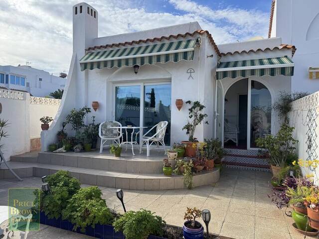 LV859: Villa for Sale in Mojácar, Almería