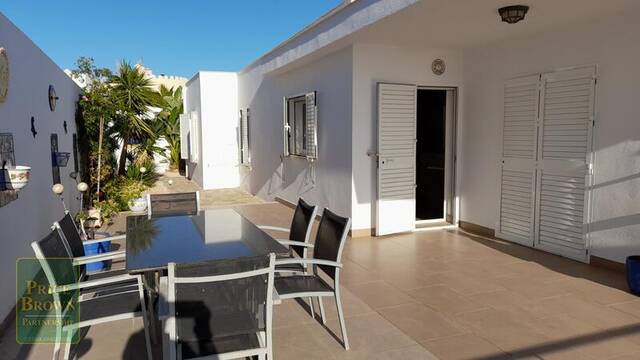 PBK2201: Villa for Sale in Mojácar, Almería