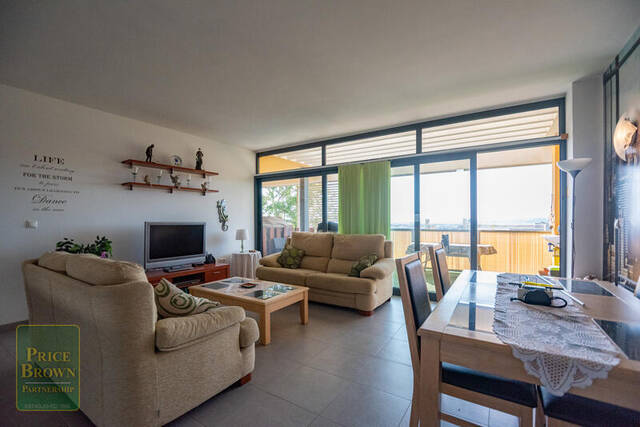 A1406: Apartment for Sale in Valle del Este, Almería