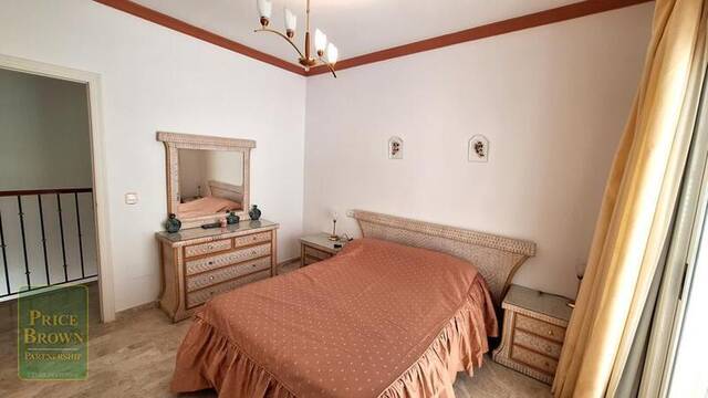 PBC423: Villa for Sale in Mojácar, Almería