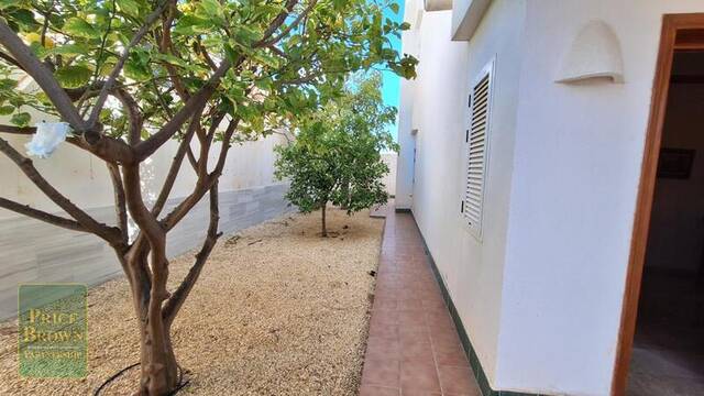 PBC423: Villa for Sale in Mojácar, Almería