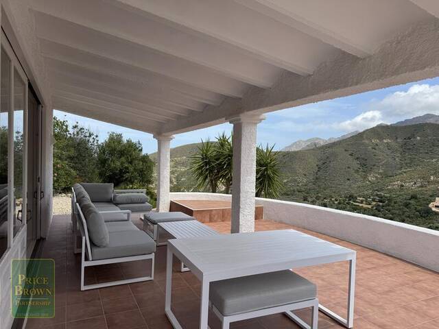 DV1590: Villa for Sale in El Cortijo Grande, Almería
