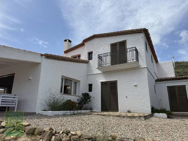 DV1590: Villa for Sale in El Cortijo Grande, Almería