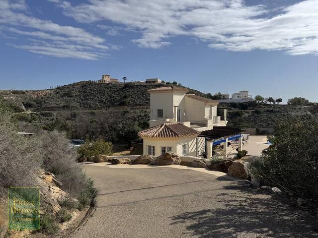 DV1589: Villa for Sale in Bedar, Almería