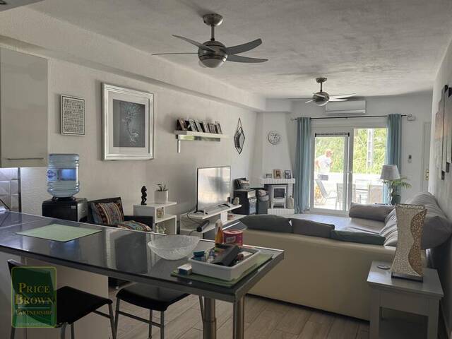 LV862: Apartment for Sale in Mojácar, Almería