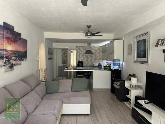 LV862: Apartment for Sale in Mojácar, Almería