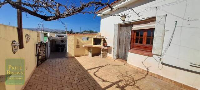 PBK2003: Villa for Sale in Los Gallardos, Almería