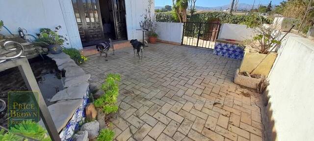 PBK2003: Villa for Sale in Los Gallardos, Almería