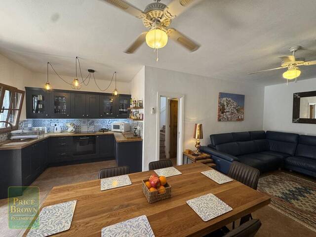 LV864: Villa for Sale in Mojácar, Almería