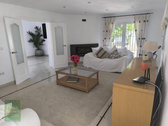 PBFCA933-3287: Villa for Sale in Vera, Almería