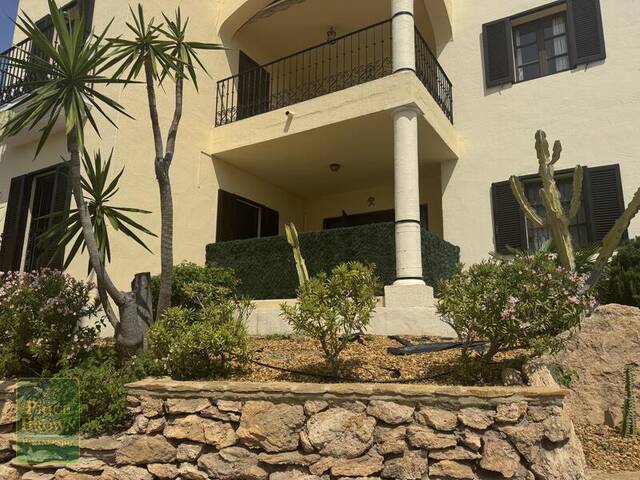 A1542: Cortijo for Sale in Villaricos, Almería