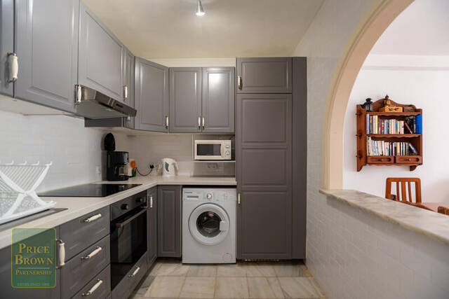 A1546: Apartment for Sale in Mojácar, Almería