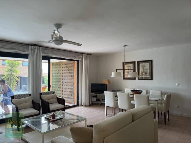 A1544: Apartment for Sale in Valle del Este, Almería