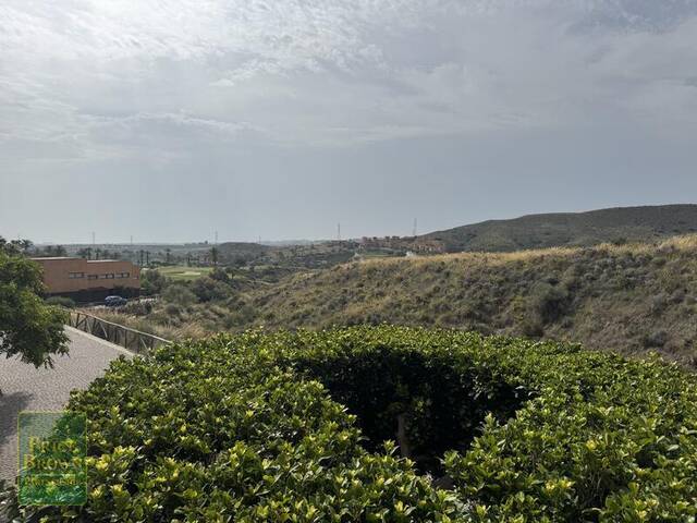 A1544: Apartment for Sale in Valle del Este, Almería