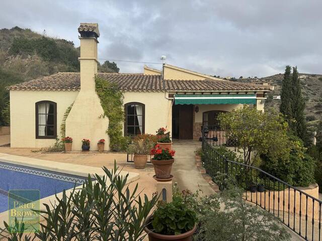 Villa in Bedar, Almería