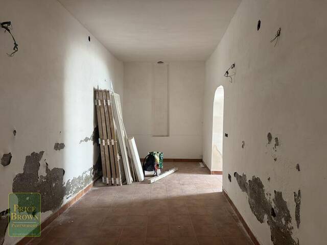 LV867: Villa for Sale in La Huelga, Almería