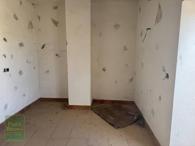 LV867: Villa for Sale in La Huelga, Almería