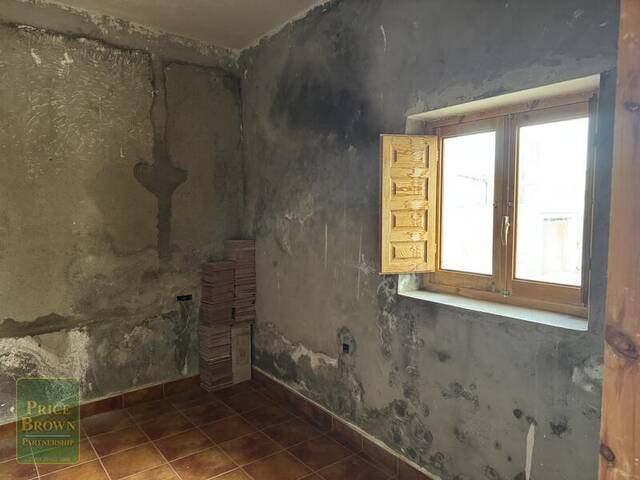 LV867: Villa for Sale in La Huelga, Almería