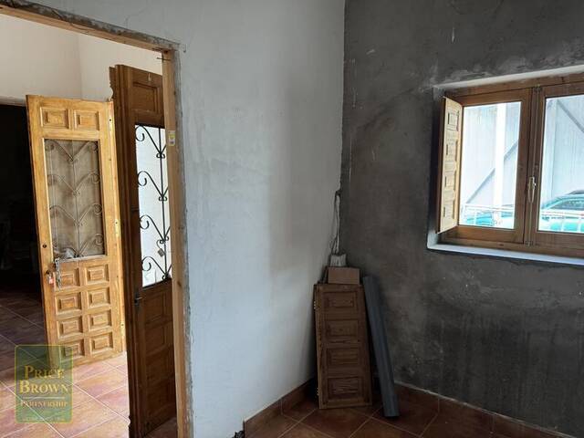 LV867: Villa for Sale in La Huelga, Almería