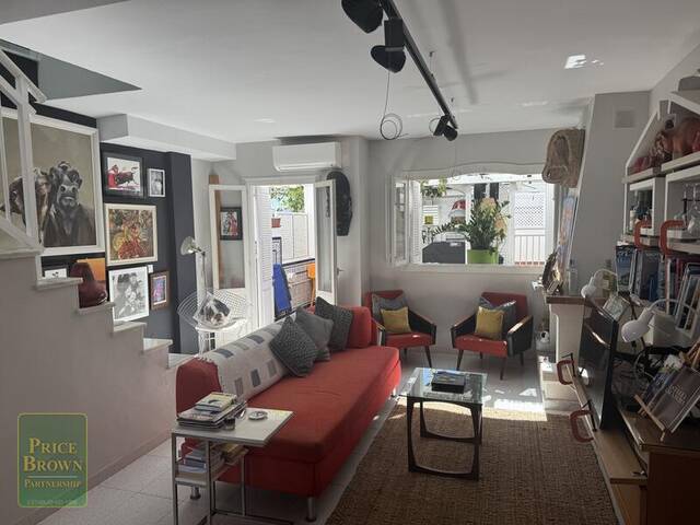 LV853: Villa for Sale in Mojácar, Almería