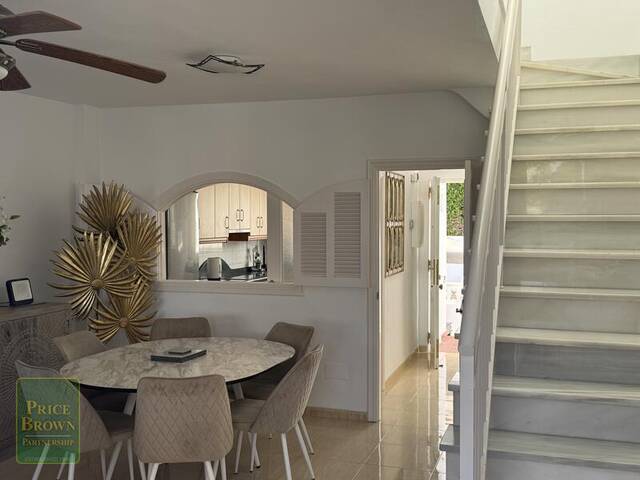 LV870: Villa for Sale in Mojácar, Almería