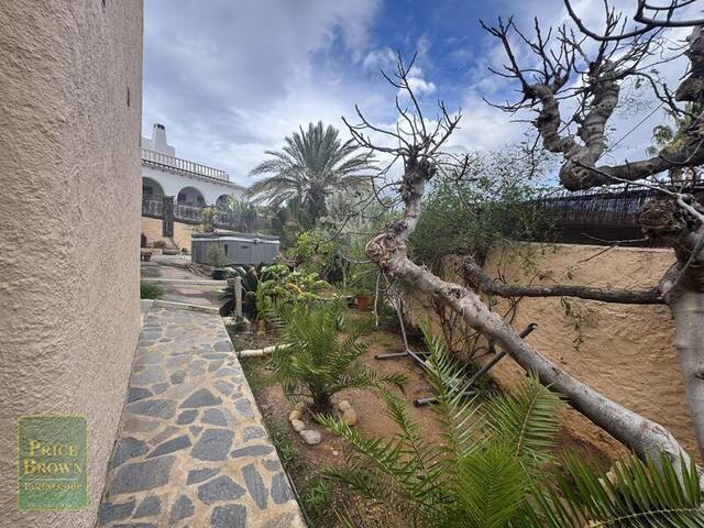 DV1606: Villa for Sale in Mojácar, Almería DV1606: Villa for Sale in Mojácar, Almería