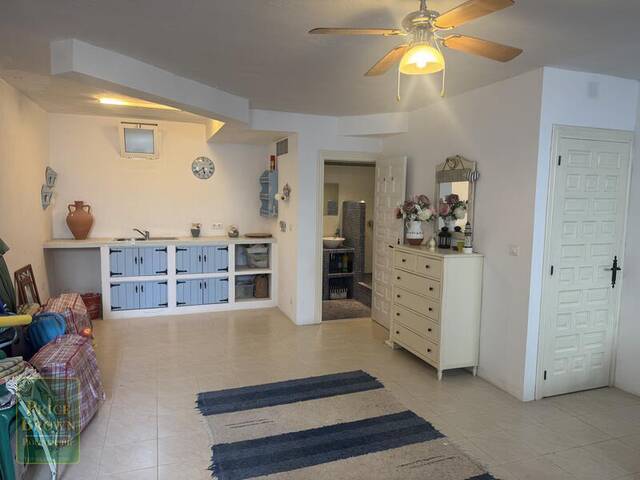 LV873: Villa for Sale in Mojácar, Almería